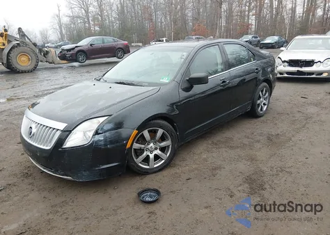 2010 Mercury Milan Premier z USA, uszkodzony, nr VIN 3MEHM0CG8AR613046